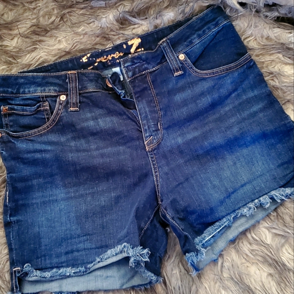SEVEN7 brand jean shorts